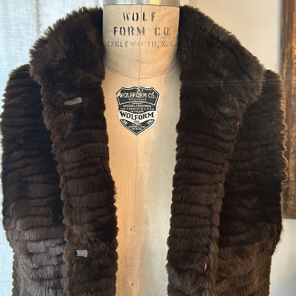 Chocolate Brown Faux Fur Vest by escio. Size Mesium. - Picture 8 of 10